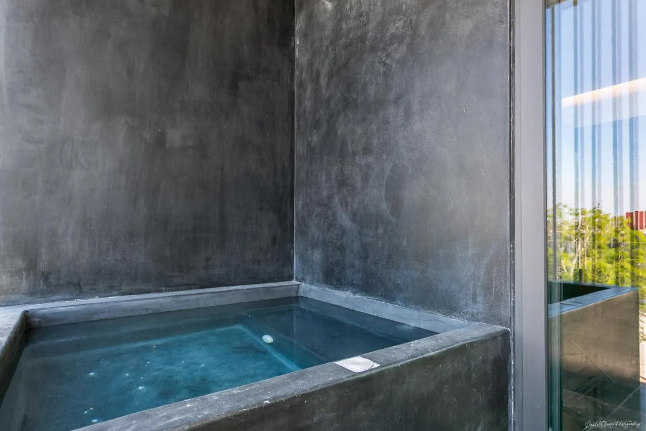 Iik Tulum By Groovy Stays- A Hip Condo-Hotel With Wifi, Rooftop, Pool, Sleeps 6
