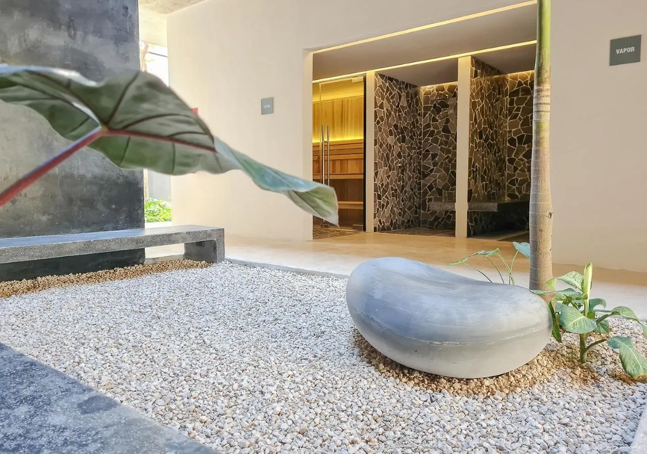 Iik Tulum By Groovy Stays- A Hip Condo-Hotel With Wifi, Rooftop, Pool, Sleeps 6 アパートホテル